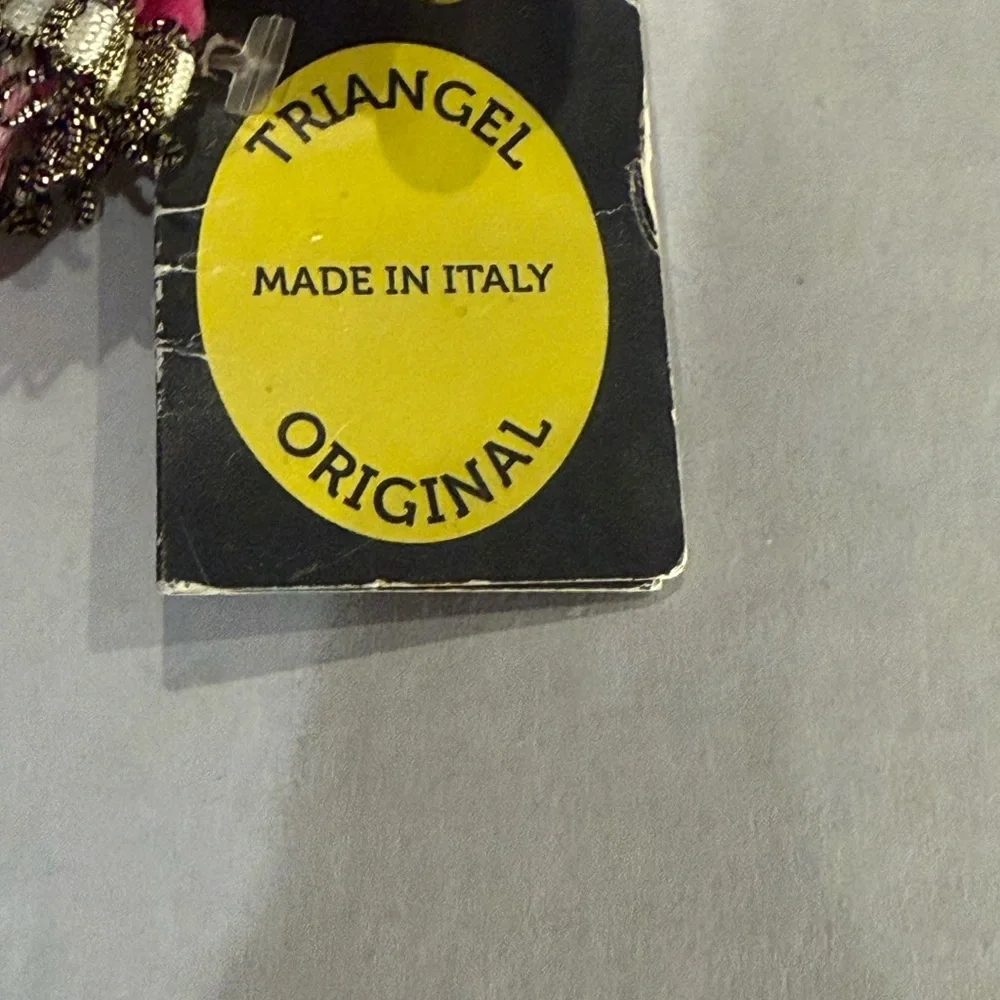 Porcelana Capodimonte Triangle Italian Created by Giovanni Gasparotto‎ - Dirty